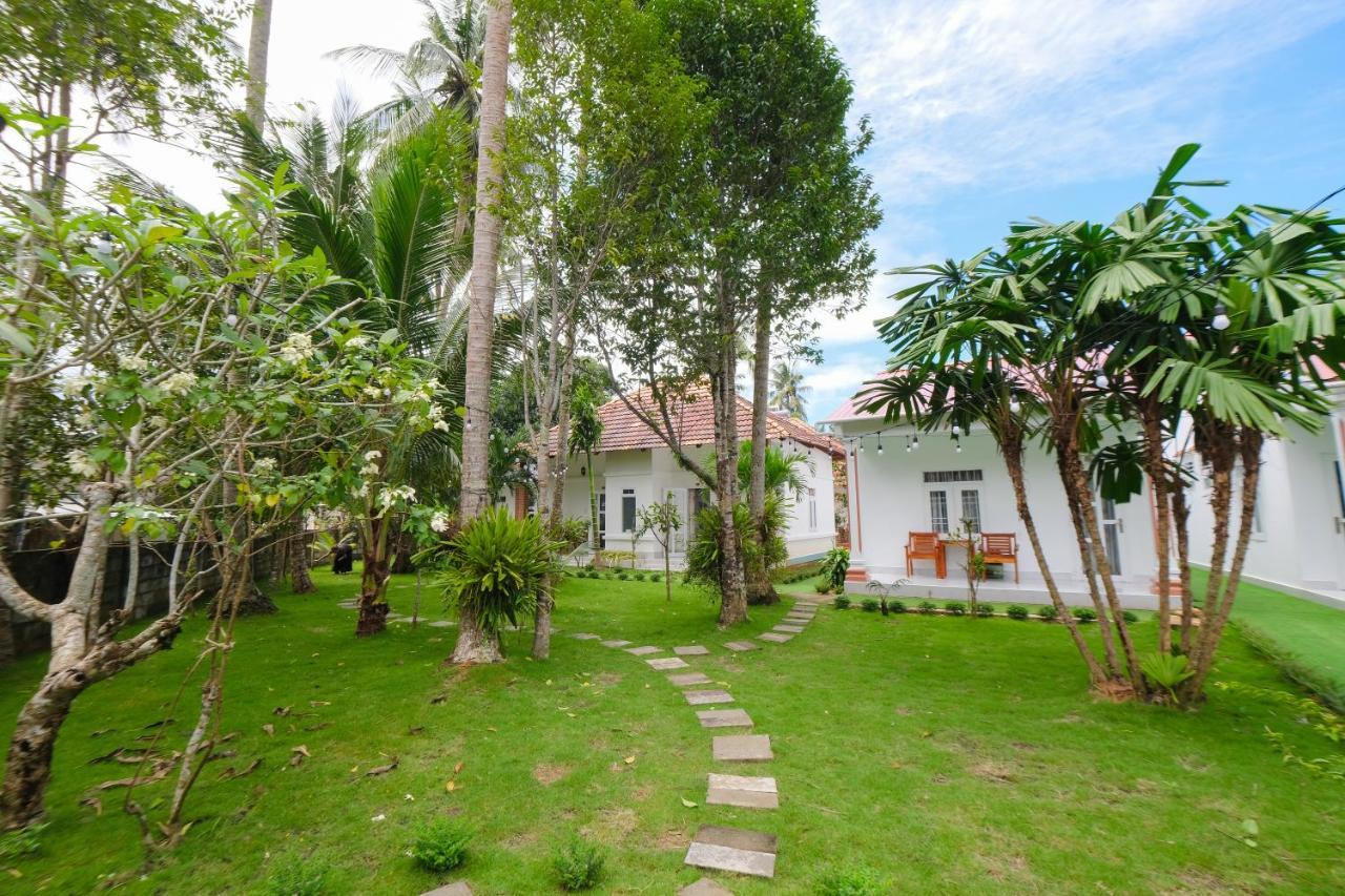 Duc Anh Bungalow Bed & Breakfast Phu Quoc Exterior photo