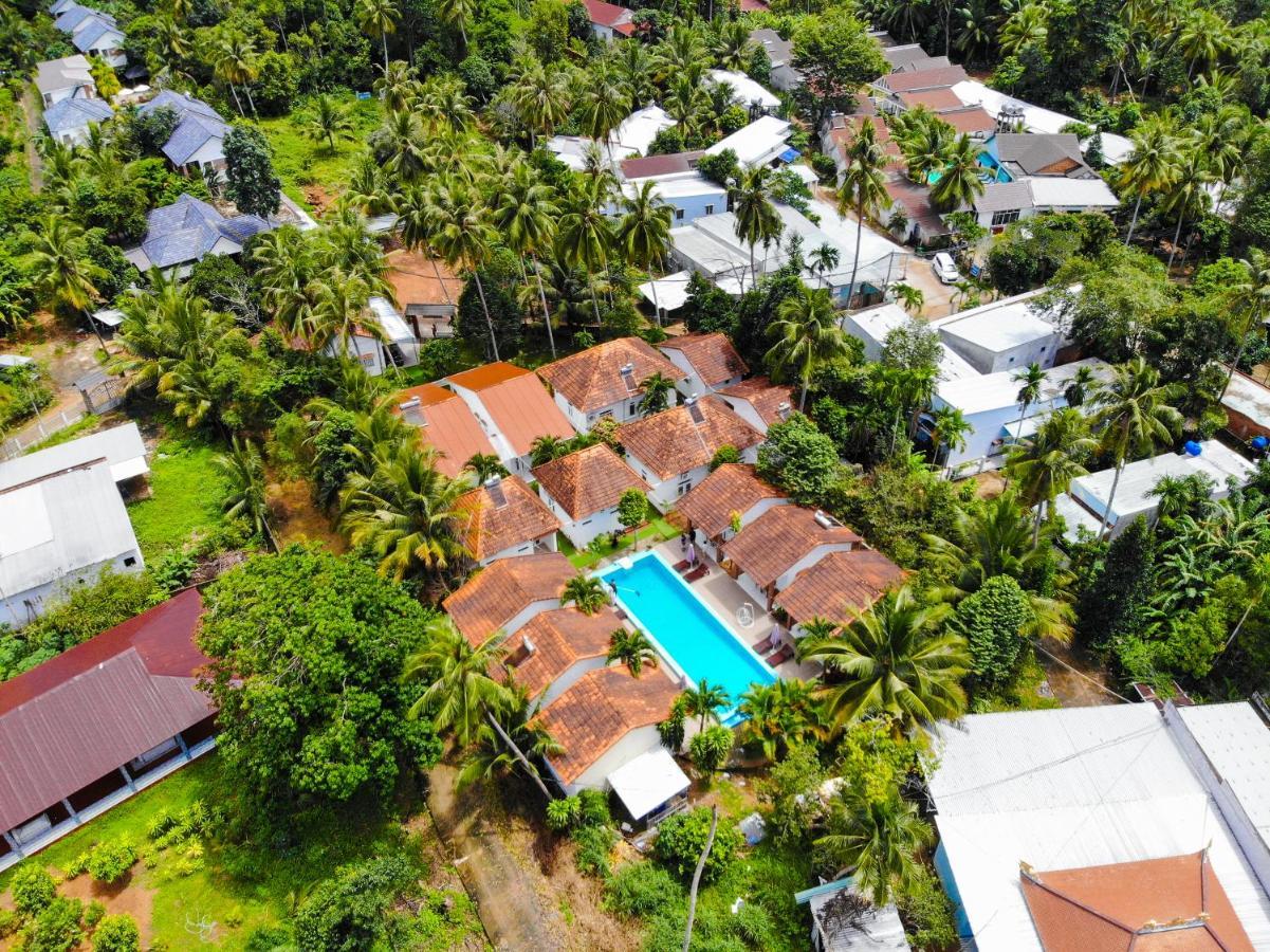 Duc Anh Bungalow Bed & Breakfast Phu Quoc Exterior photo
